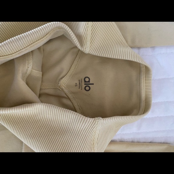 Alo High Waist Sueded Lounge Leggings - Picture 2 of 4